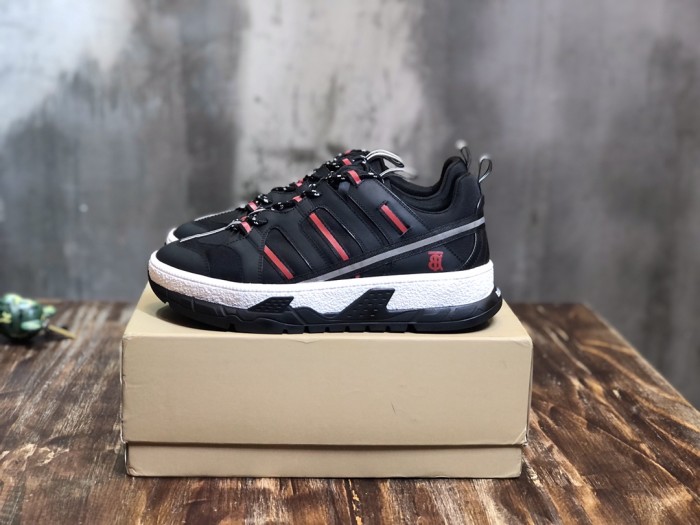 Burberry Mesh Nubuck Union Black Red