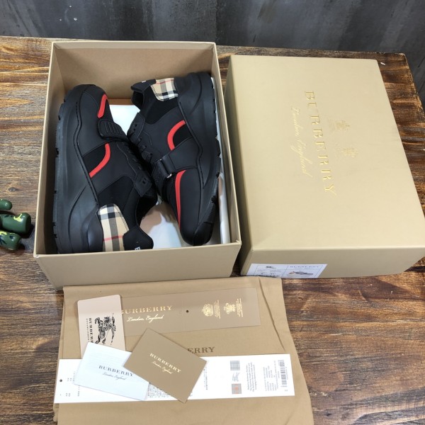 Burberry Vintage Check Mesh Black