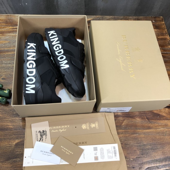 Burberry Ramsey Kingdom Cow Leather Low top Casual Shoes Black
