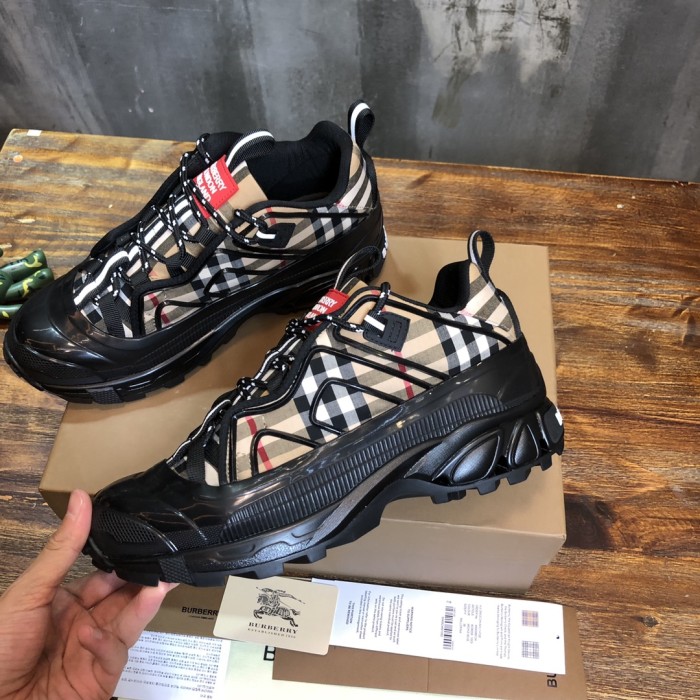 Burberry Arthur Low-Top Sports Casual Shoes Brown Black
