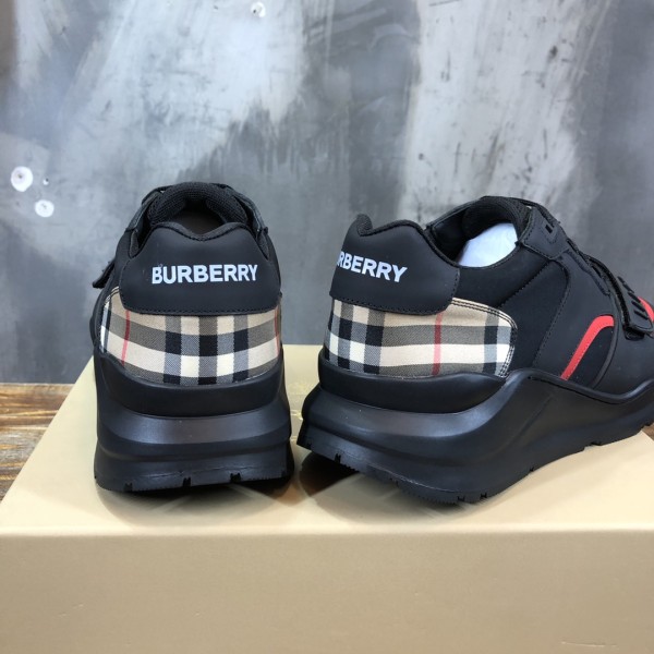 Burberry Vintage Check Mesh Black