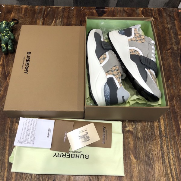 Burberry Vintage 8045295