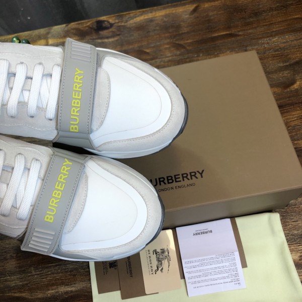 Burberry Cow Suede Low top Athletic Shoes White Gray