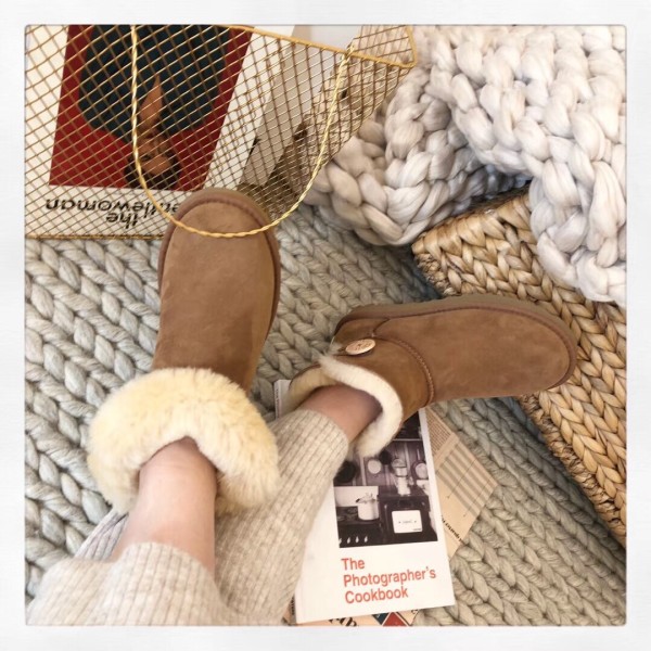 UGG Mini Bailey Button II Chestnut (Women's)