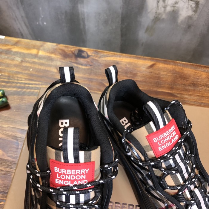 Burberry Arthur Low-Top Sports Casual Shoes Brown Black