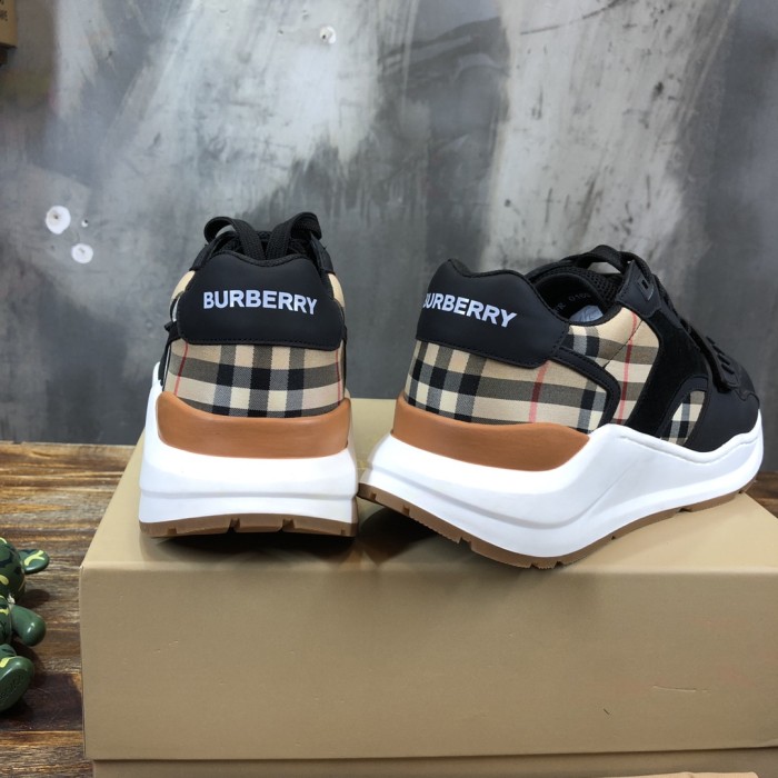 Burberry Vintage Sneaker 8