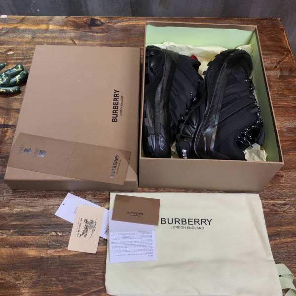 Burberry Arthur Cow Leather Low top Sports Casual Shoes Black