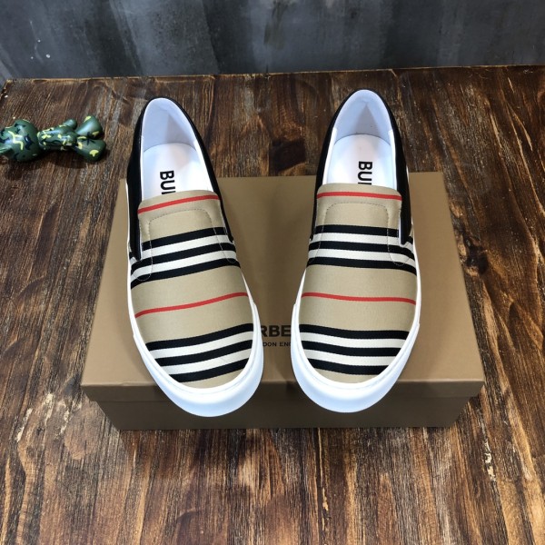 Burberry Vintage Stylish Skateboarding Shoes Archive Beige