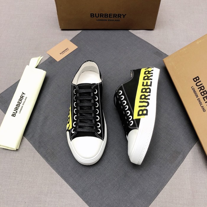 Burberry Low top Stylish Skateboarding Shoes Black Yellow
