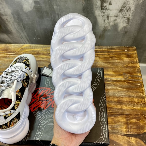 Versace Chain Reaction 2 Barocco Print White Black Yellow (W)