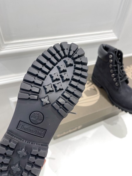 Timberland Icon 6' Premium Narrow Fit Boots 'Black Nubuck'