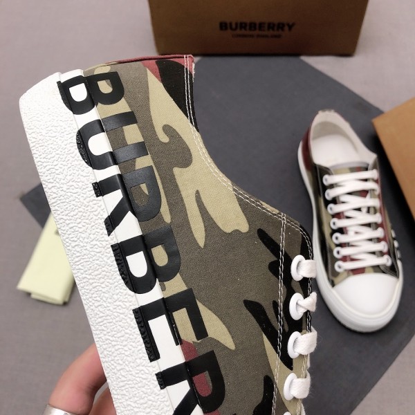 Burberry Logo-print Lace-up Sneaker Green Camo
