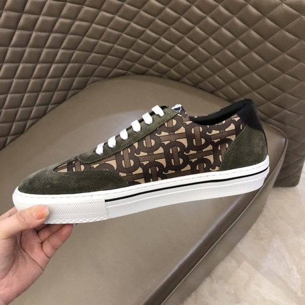 Burberry Perforated Check Sneaker 52