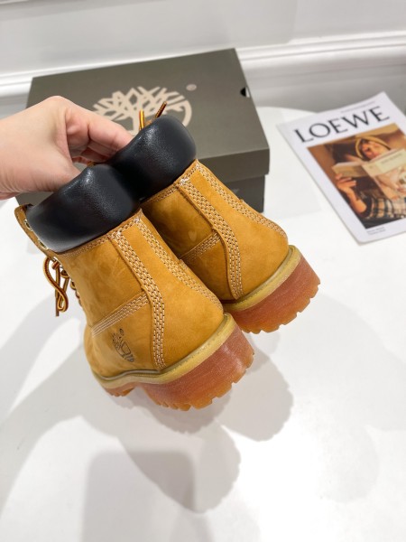 Timberland 6  Premium Waterproof Boots Wheat (Wide)