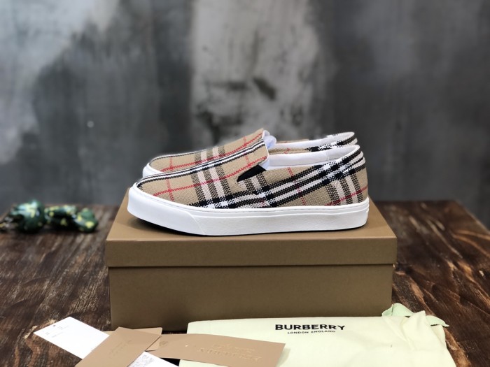 Burberry Slip On Check Print