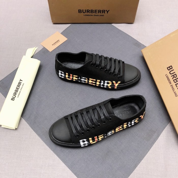 Burberry Gabardine Vintage Check