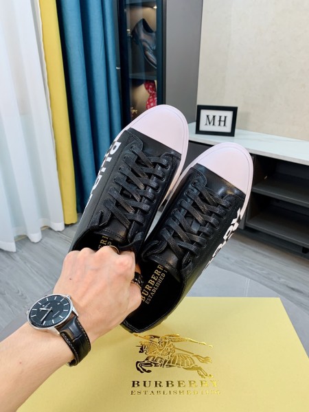 Burberry Gabardine Icon Stripe Logo Print Black White