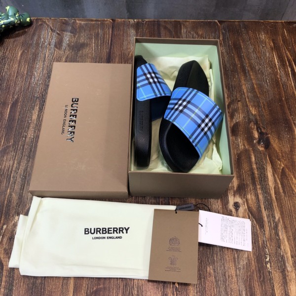 Burberry Slipper 5