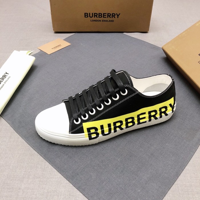 Burberry Low top Stylish Skateboarding Shoes Black Yellow