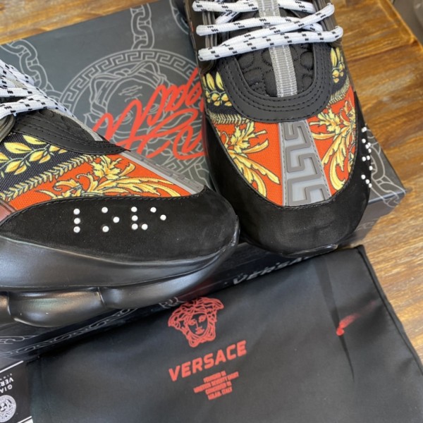 Versace Chain Reaction Twill