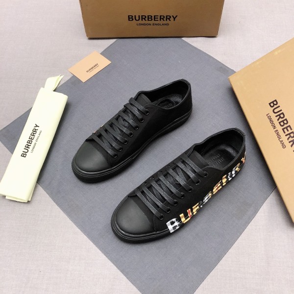 Burberry Gabardine Vintage Check