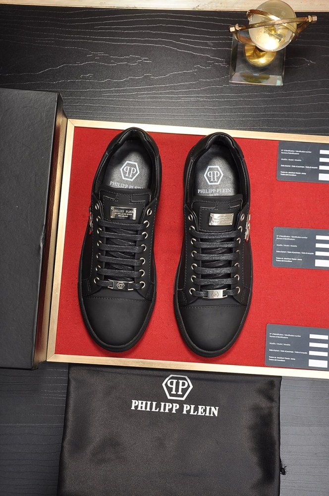 Philipp Plein Low Top Sneakers 29