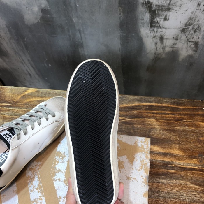 Golden Goose Women's Superstar 'Gold Star'