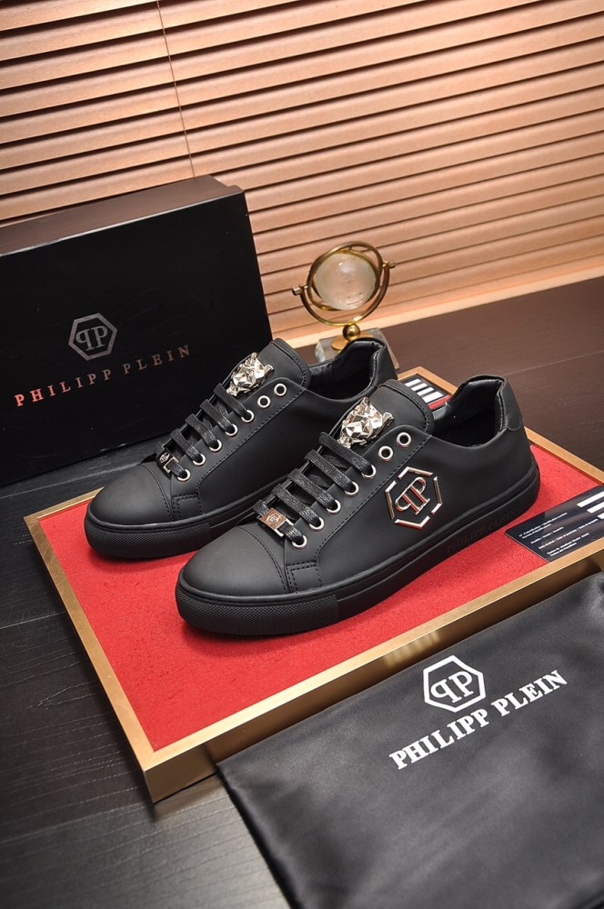 Philipp Plein Low Top Sneakers 26
