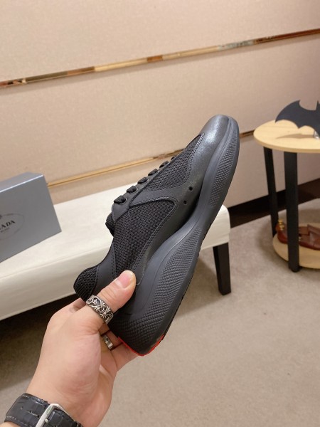 Prada America's Cup Black