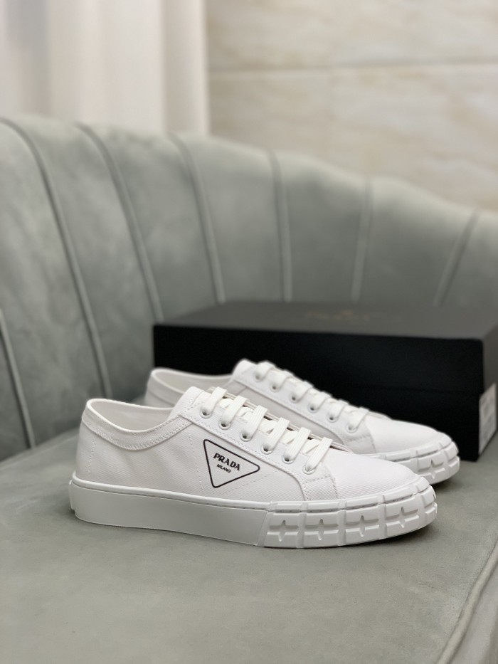 PRADA Cassetta Wheel Leather Low 'White'