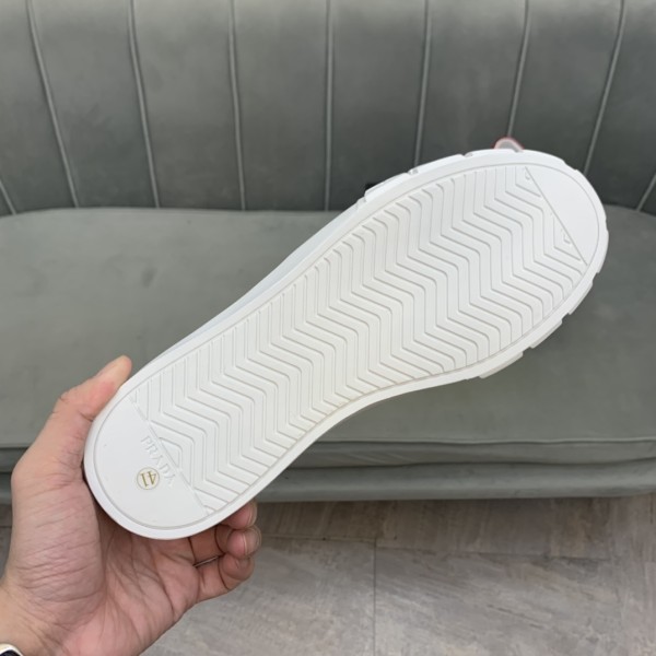 PRADA Wheel Skateboard Shoes Men's Low top Red