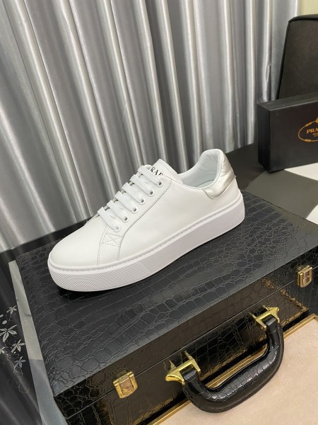 PRADA Low Top Skateboard Shoes Women's White