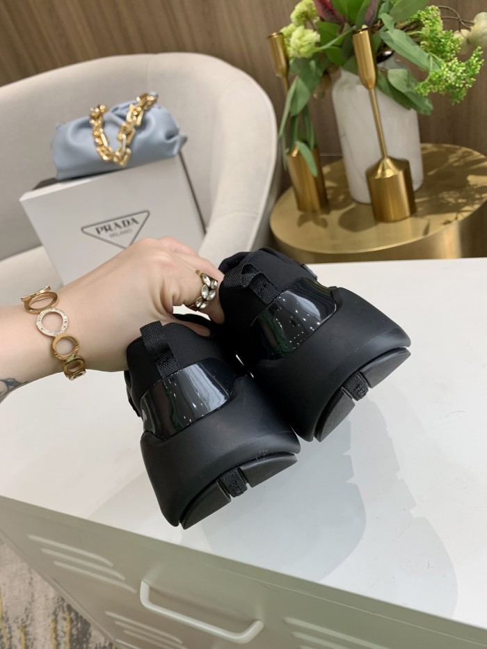 PRADA Low-Top Sports Casual Shoes Men's Black