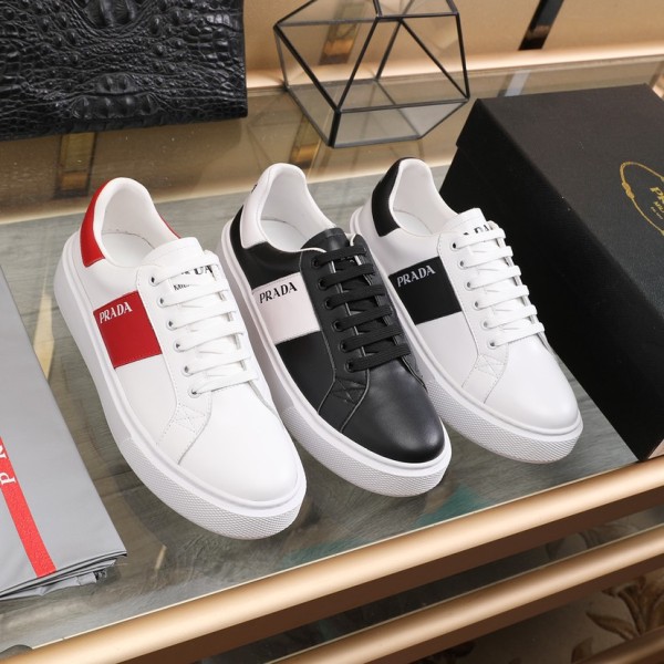 PRADA Low top Skateboard Shoes Men's Black White
