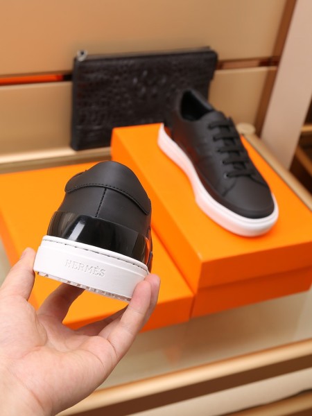 HERMES Deep Low top Stylish Skateboarding Shoes Men's