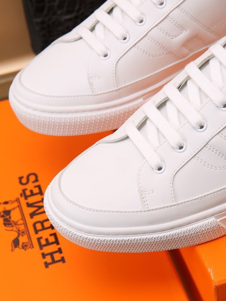 HERMES Deep Low Top Stylish Skateboarding Shoes Men's White