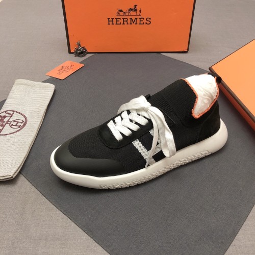 HERMES Crew Low top Casual Shoes Men's Black