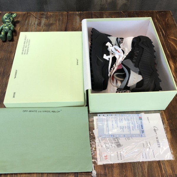 OFF-WHITE Odsy-1000 Black White (W)