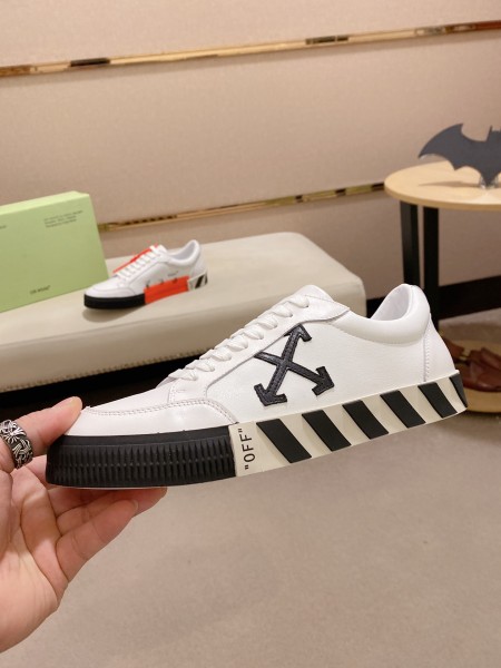 Off-White Low Vulc White Black AW20