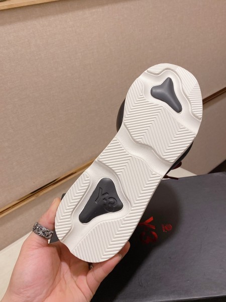 adidas Y-3 Kaiwa Lush Red