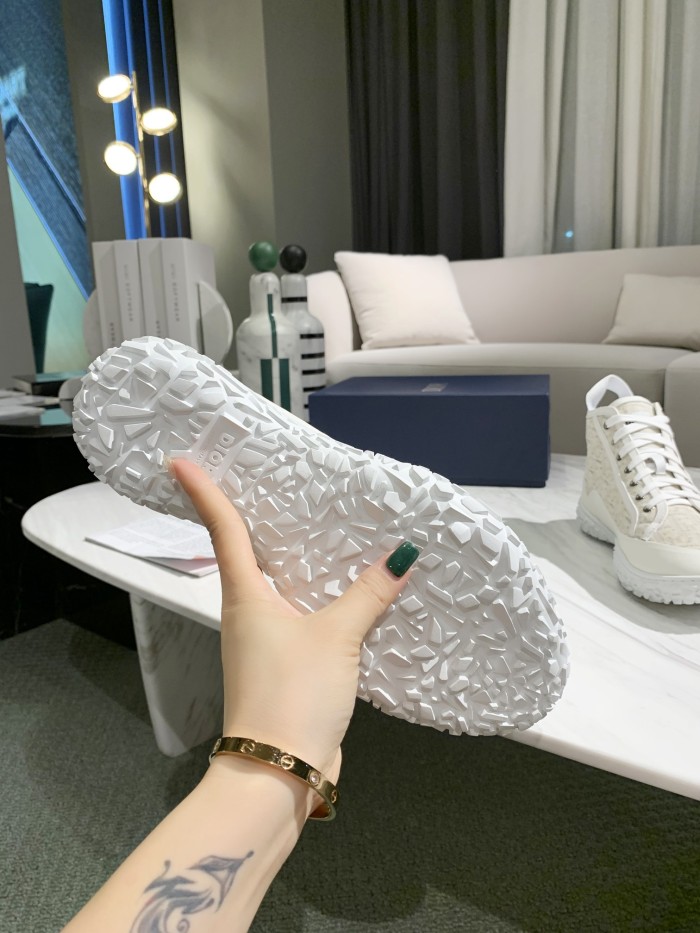 DIOR B28 High White