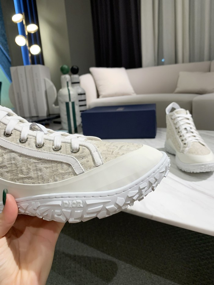 DIOR B28 High White