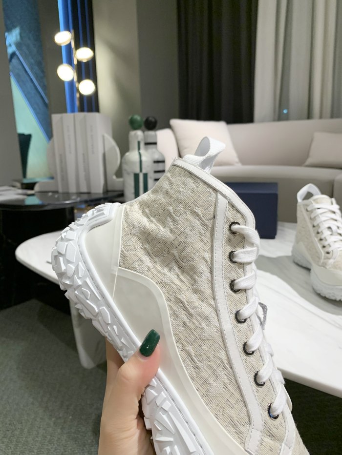 DIOR B28 High White