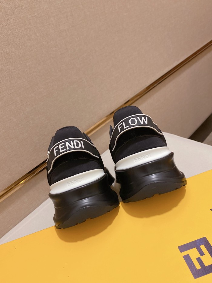 FENDI Flow Low top Casual Shoes Women's Black White