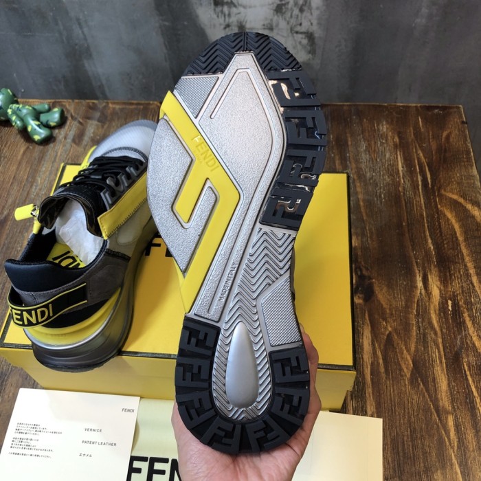 FENDI Flow Casual Shoes Men Low-Top Gray