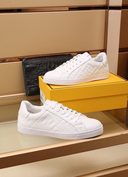 FENDI Leather Low Top Triple White