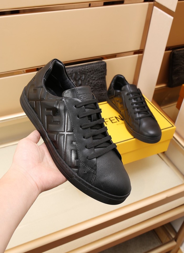 FENDI Leather Low Top Triple Black