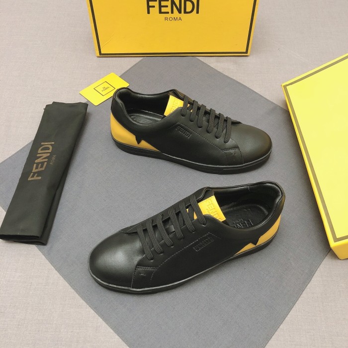 FENDI Red Eye Leather Lace Up Low top Stylish Skateboarding Shoes Men's Black Yellow
