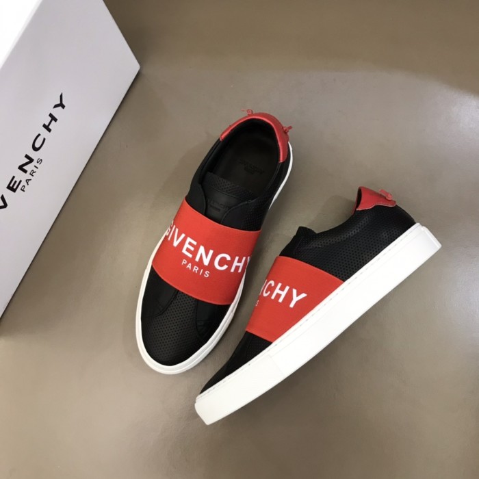 Givenchy Low top Skateboard Shoes Men's Black