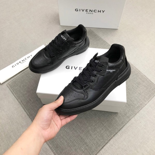 Givenchy Wing Low top Skateboard Shoes Men's Black